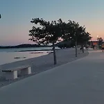 Διαμέρισμα 'by The Sea'