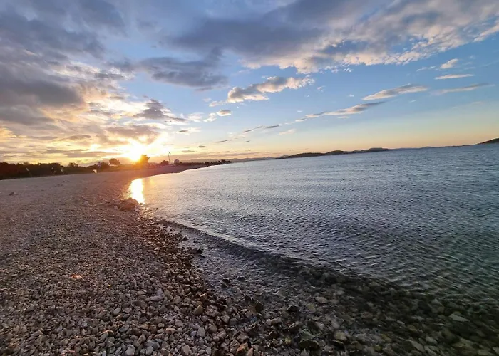 'by The Sea' Appartement Tribalj