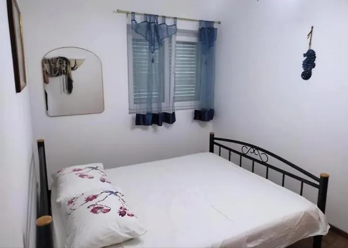 Apartman 'by The Sea' *